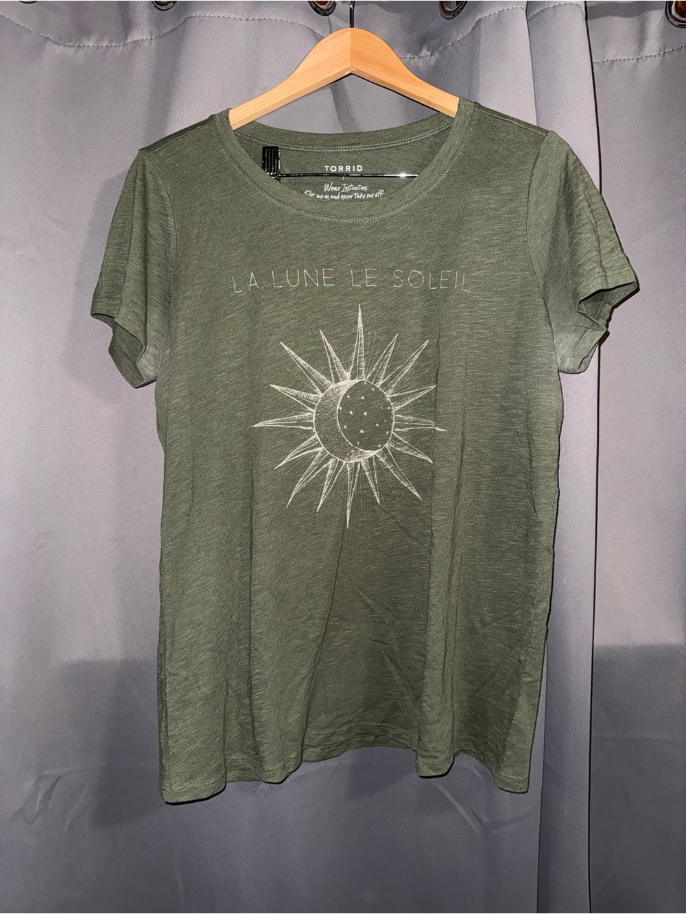 torrid Olive Green Sun & Moon Graphic Short Sleeve Tee